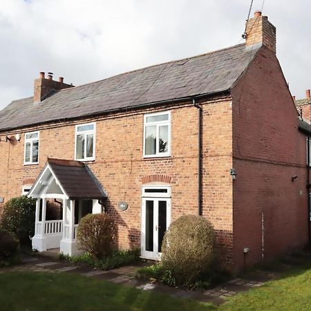 Bretton House Farm Retreat Villa Chester Luaran gambar